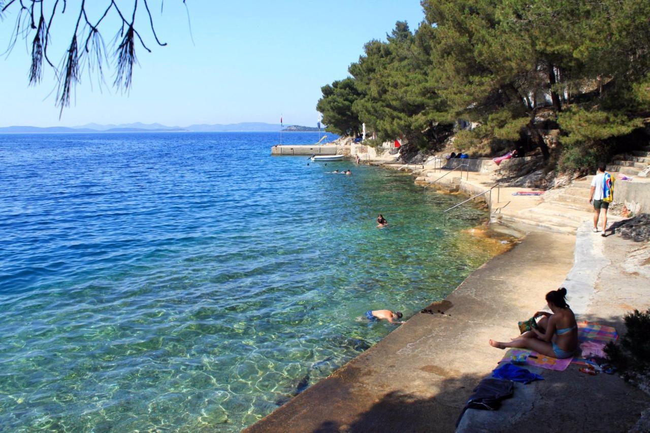 Apartments By The Sea Sali, Dugi Otok - 8110 Екстериор снимка