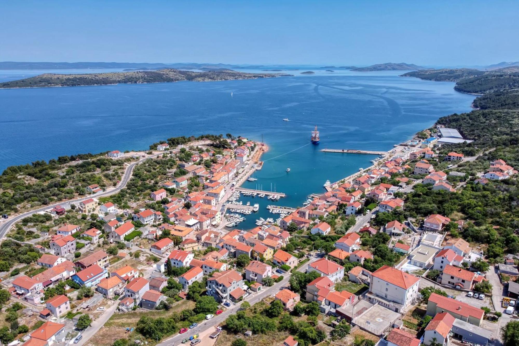 Apartments By The Sea Sali, Dugi Otok - 8110 Екстериор снимка